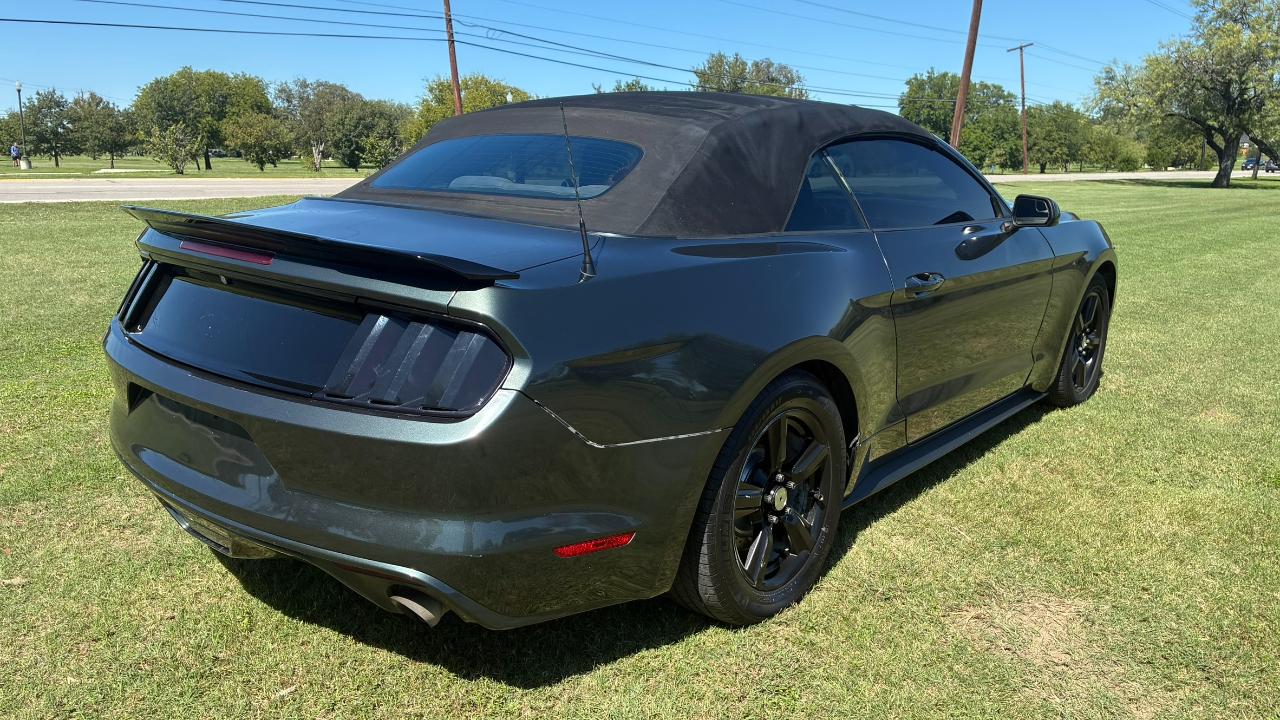 Ford Mustang V6 Convertible 2016