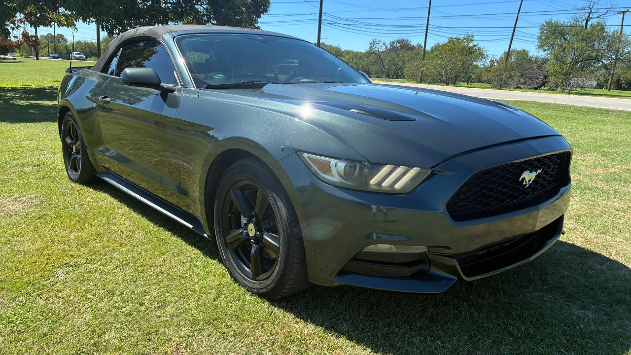 Ford Mustang V6 Convertible 2016