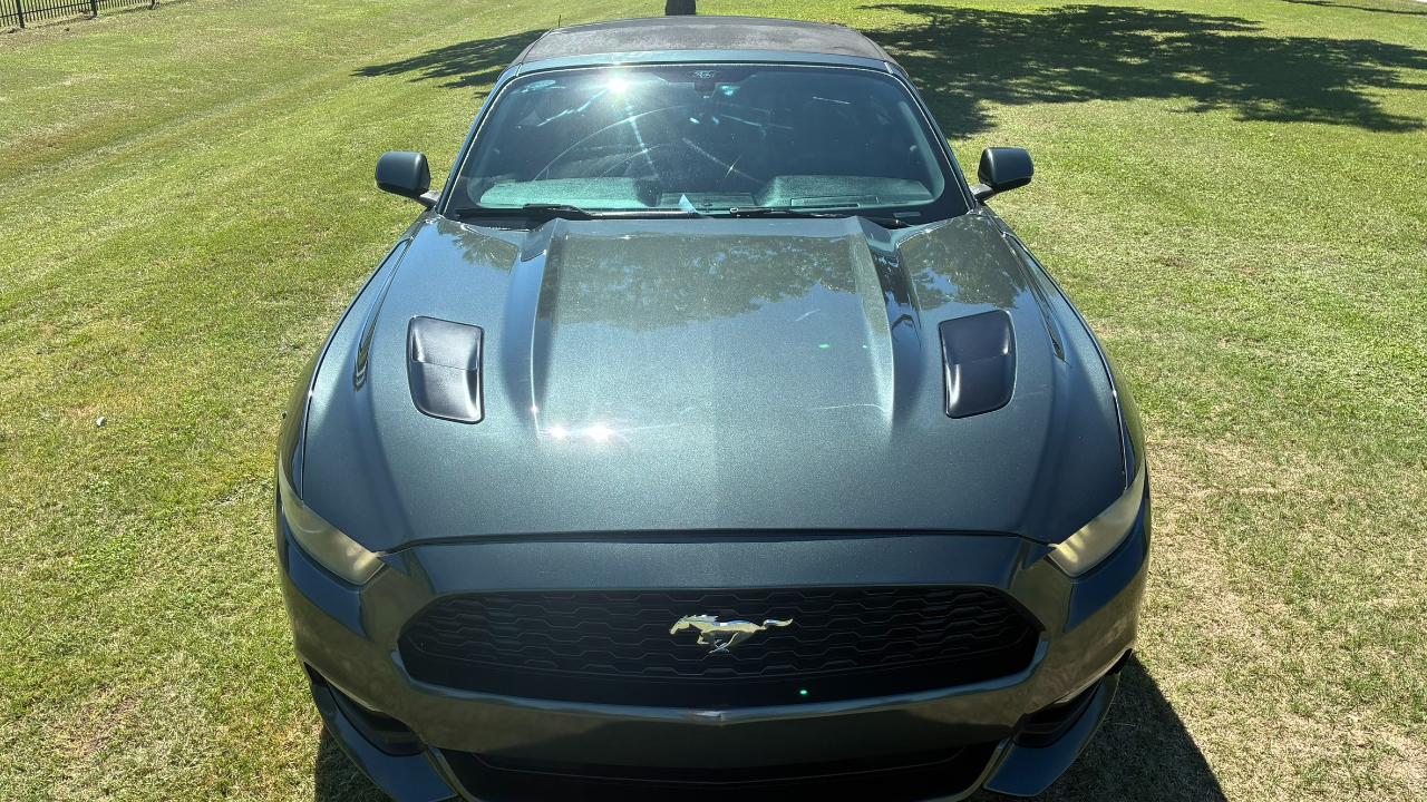 Ford Mustang V6 Convertible 2016