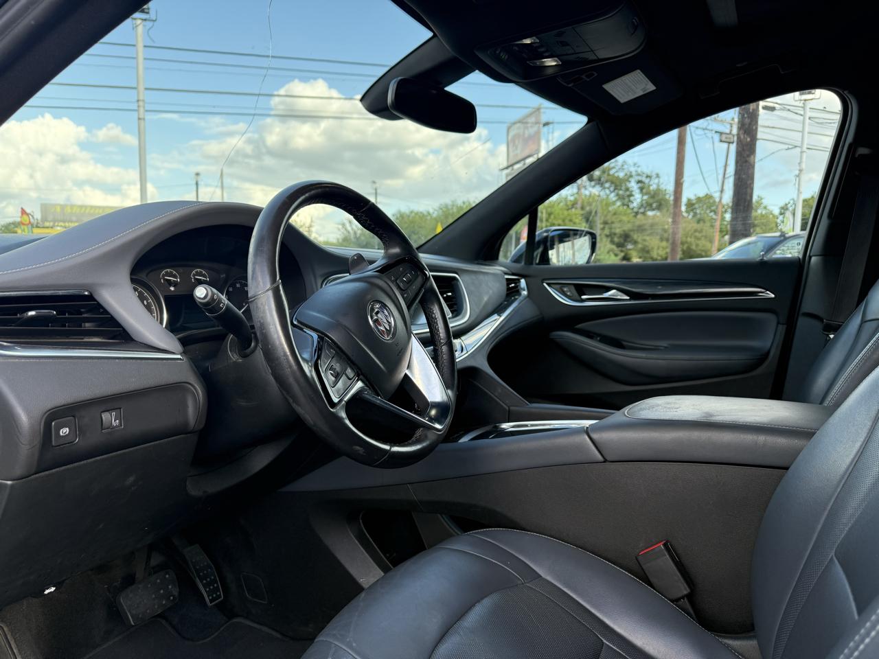 Buick Enclave Essence AWD 2022