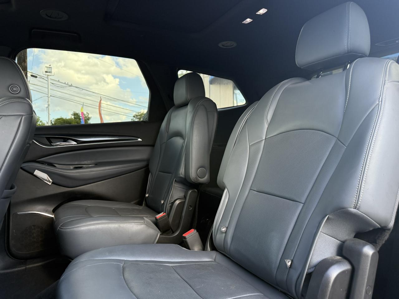 Buick Enclave Essence AWD 2022