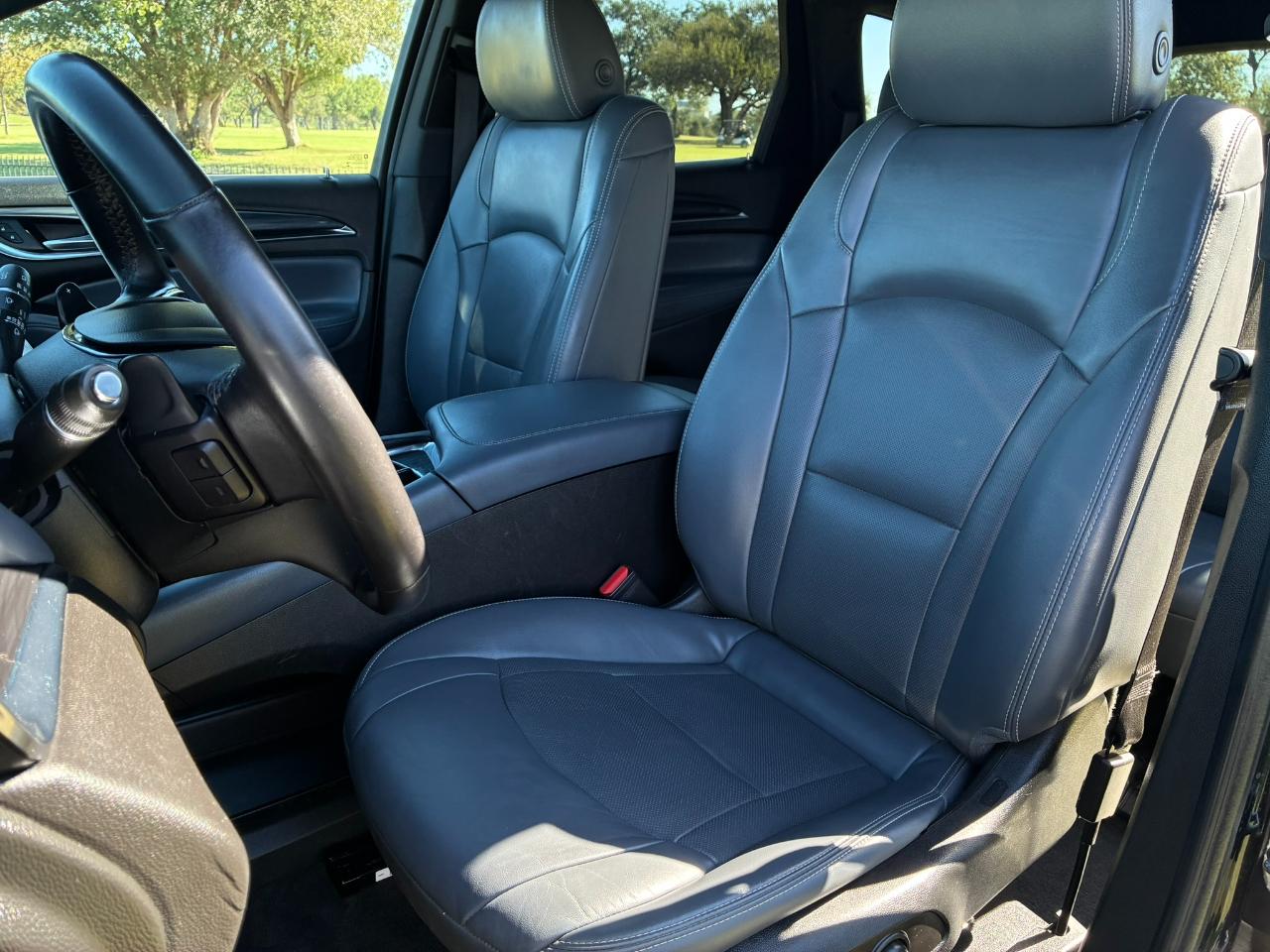 Buick Enclave Essence AWD 2022