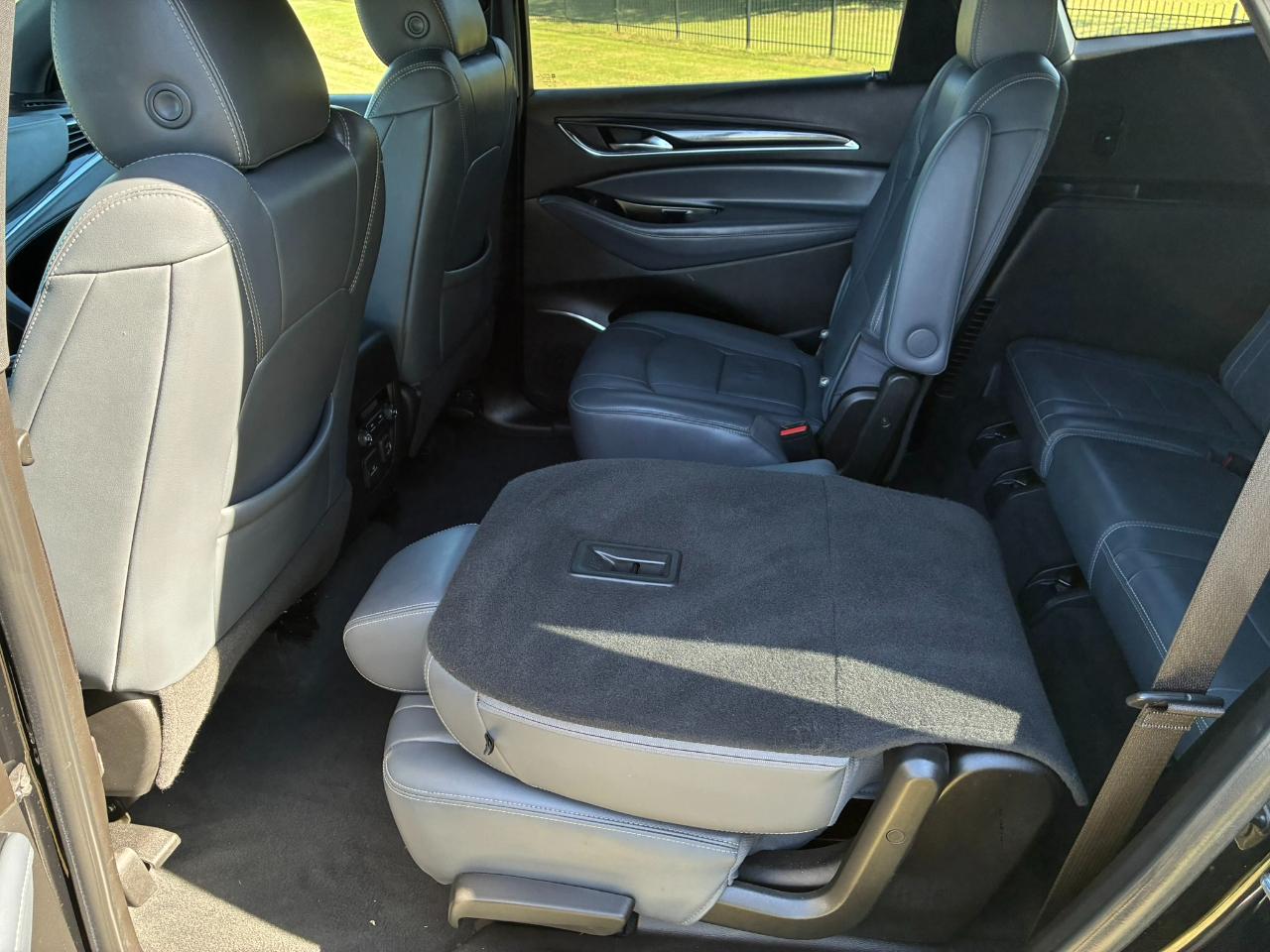 Buick Enclave Essence AWD 2022