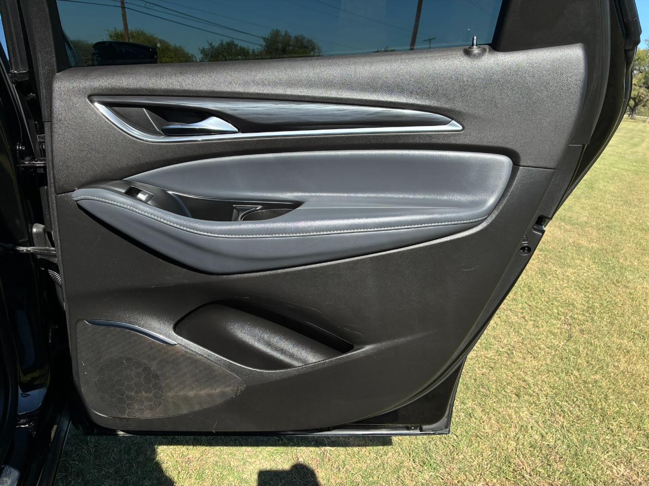Buick Enclave Essence AWD 2022