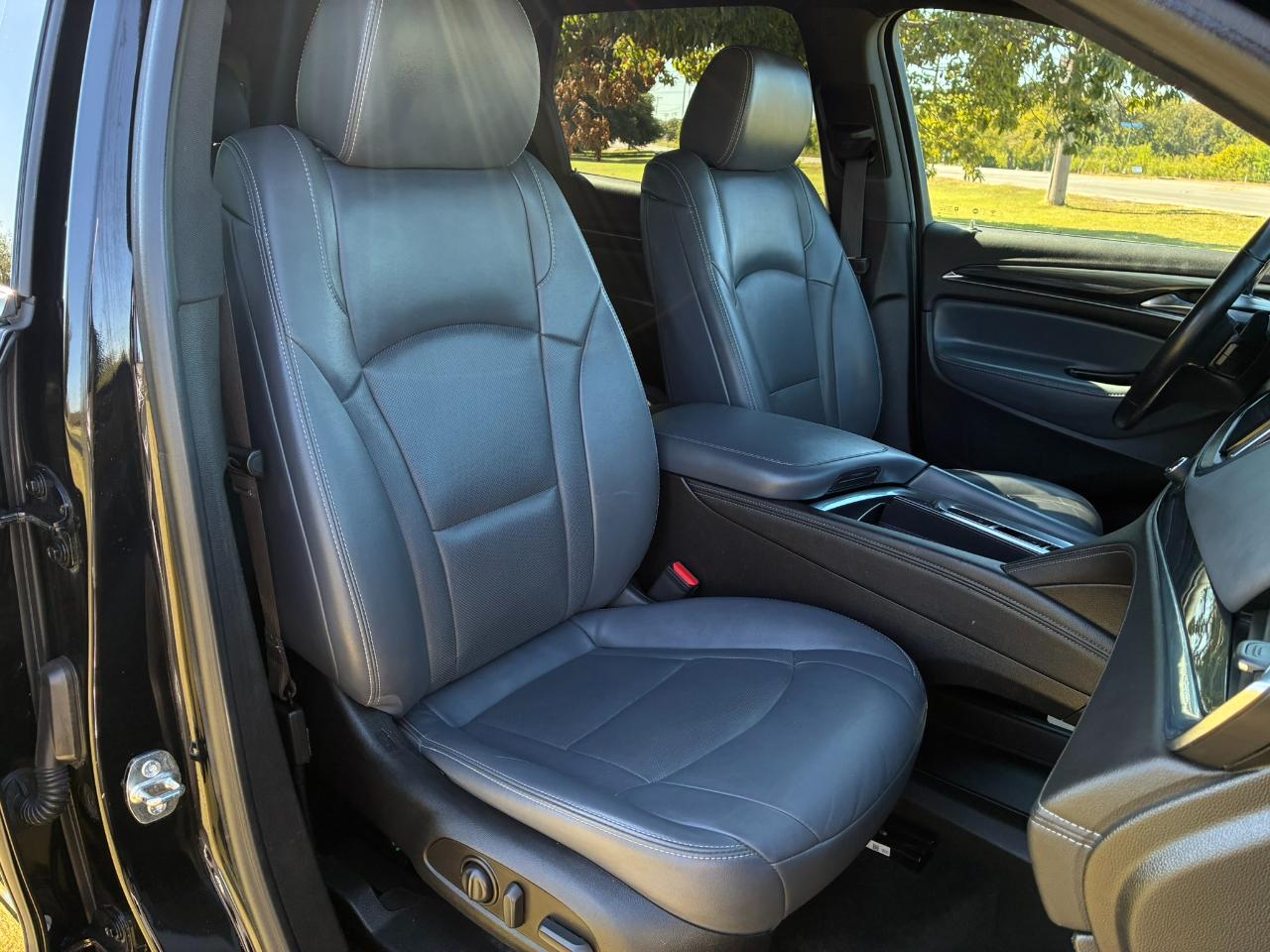 Buick Enclave Essence AWD 2022