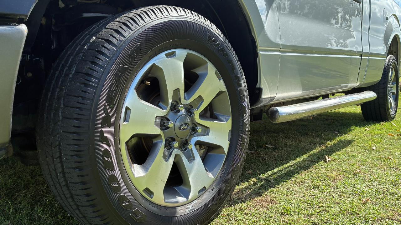 Ford F-150 XL 8-ft. Bed 2WD 2014