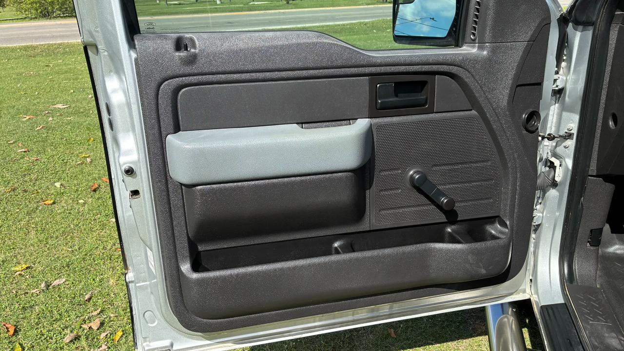 Ford F-150 XL 8-ft. Bed 2WD 2014
