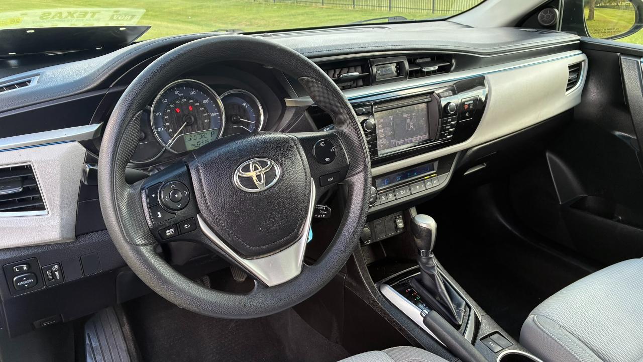 Toyota Corolla LE 4D Sedan 2016