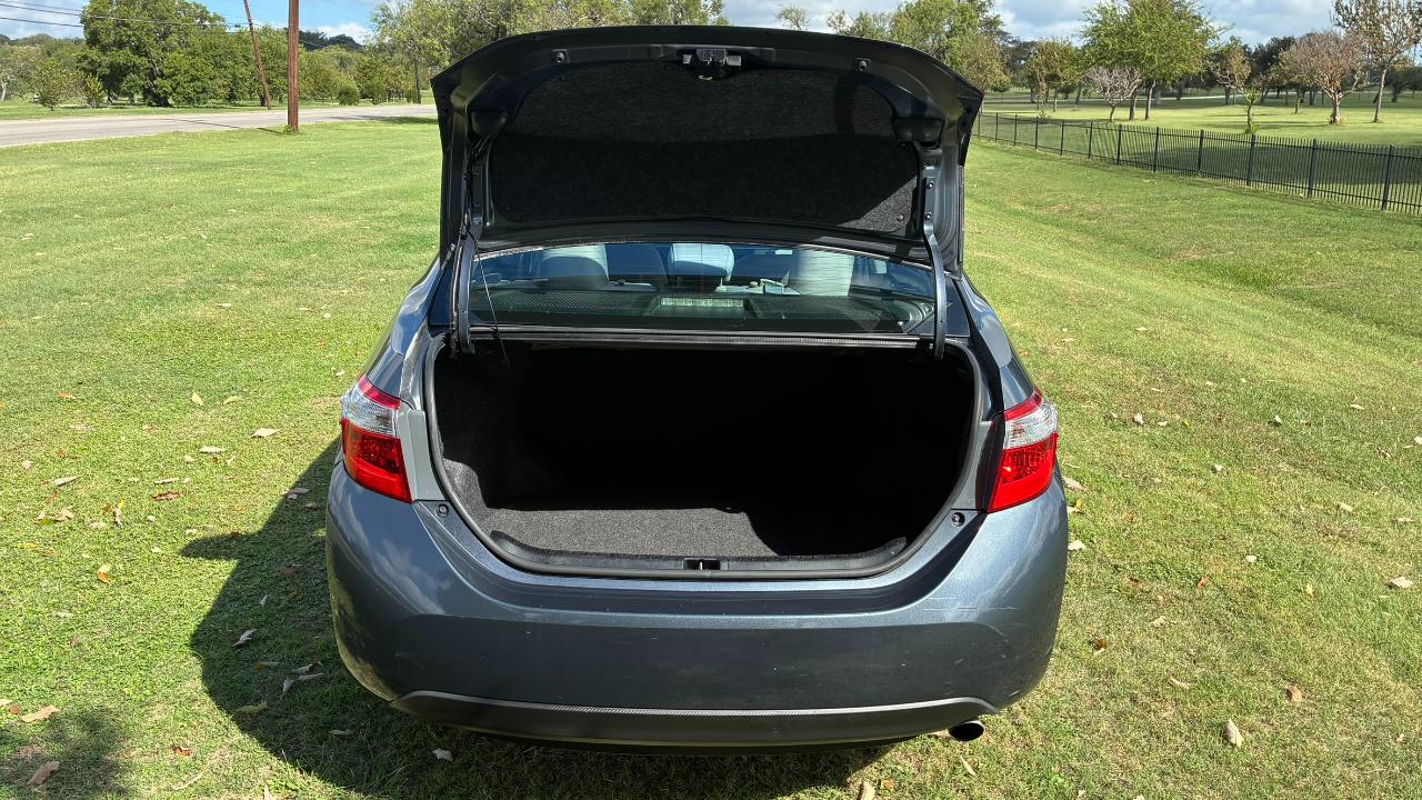 Toyota Corolla LE 4D Sedan 2016