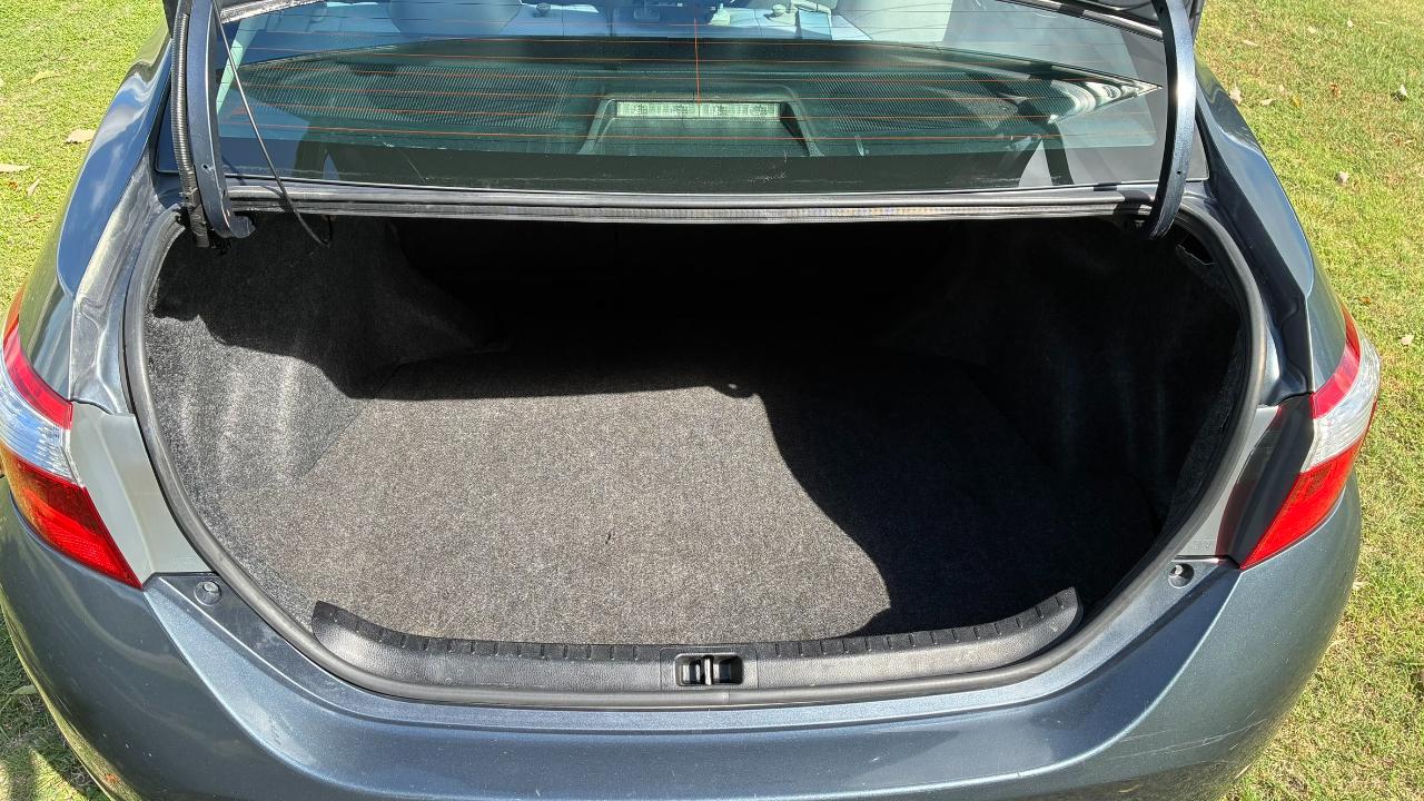 Toyota Corolla LE 4D Sedan 2016