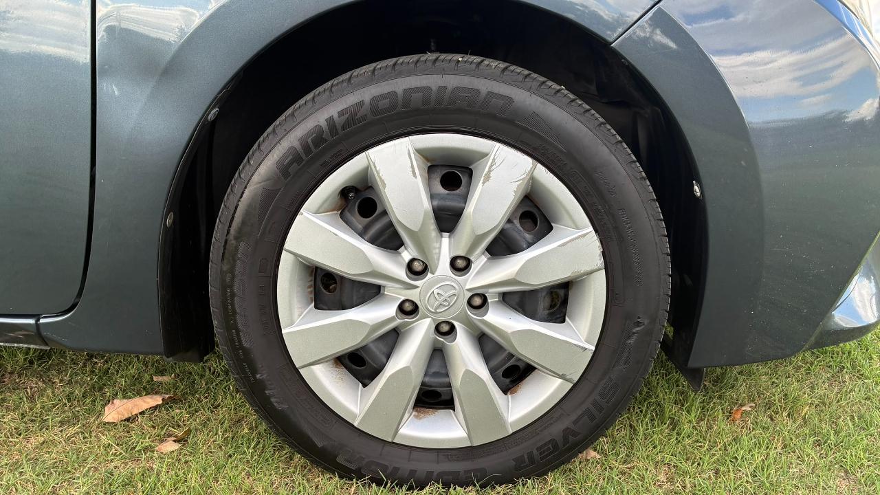 Toyota Corolla LE 4D Sedan 2016