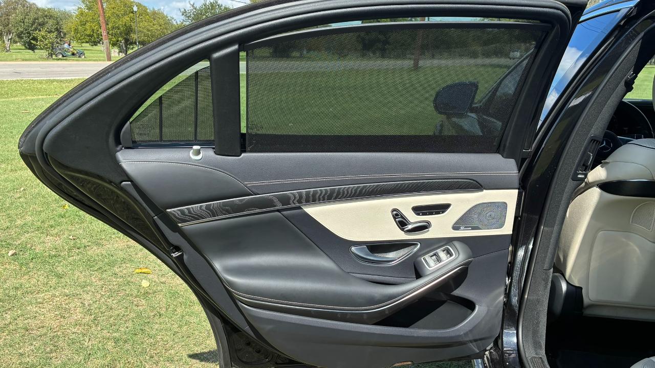 Mercedes-Benz S-Class S560 2019