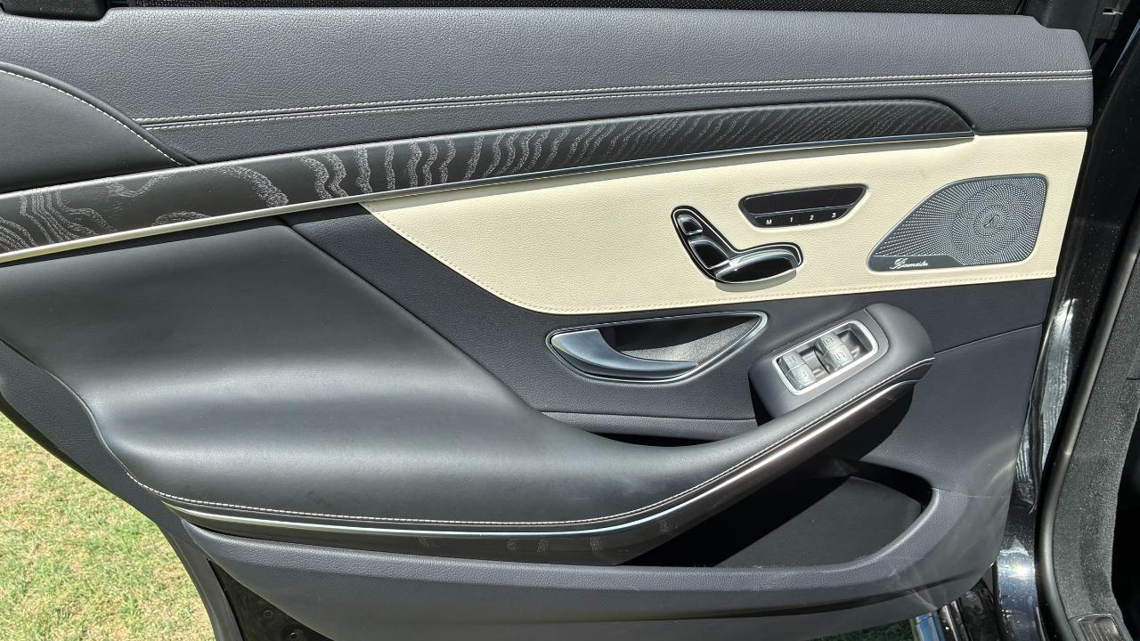 Mercedes-Benz S-Class S560 2019