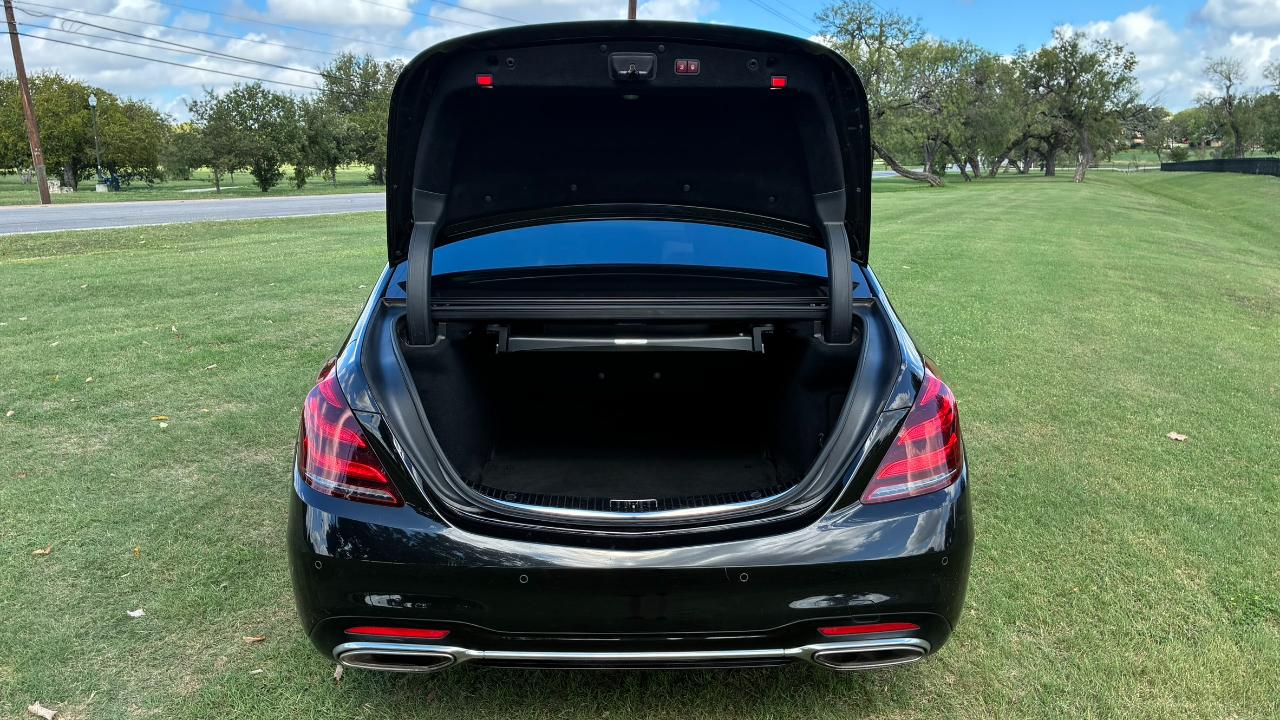Mercedes-Benz S-Class S560 2019