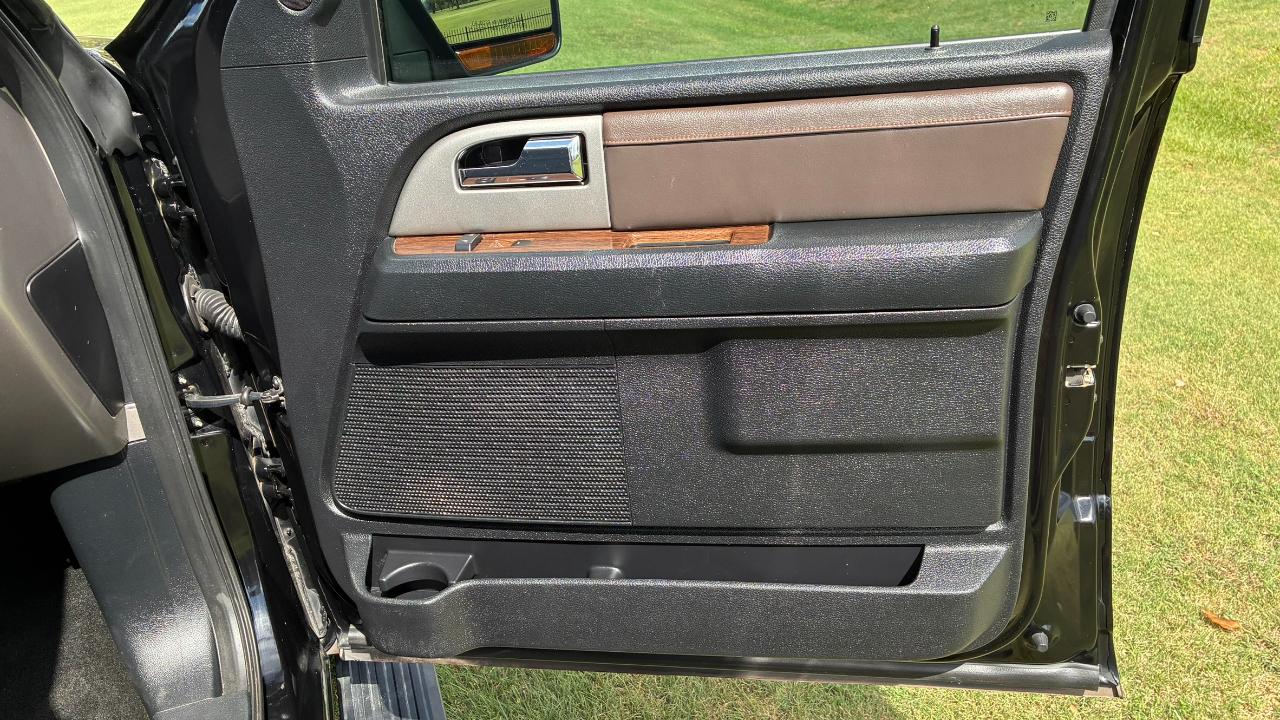 Ford Expedition EL King Ranch 4WD 2017