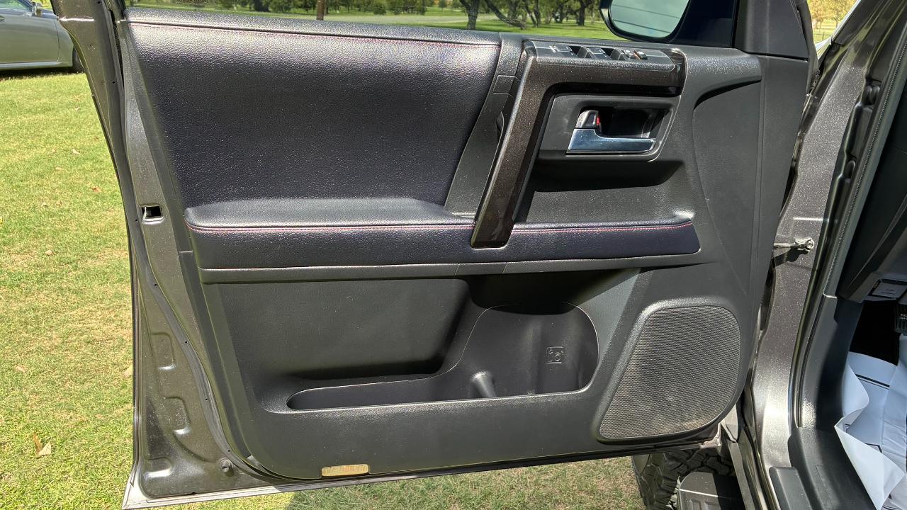 Toyota 4Runner TRD Offroad 4D SUV 4WD V6 2019