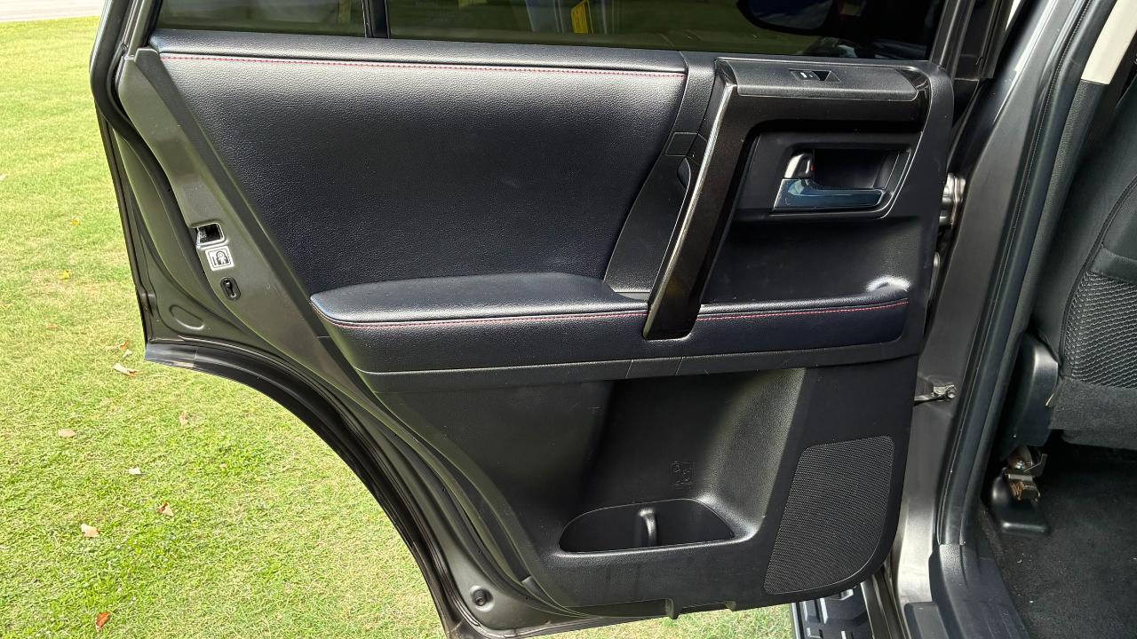 Toyota 4Runner TRD Offroad 4D SUV 4WD V6 2019