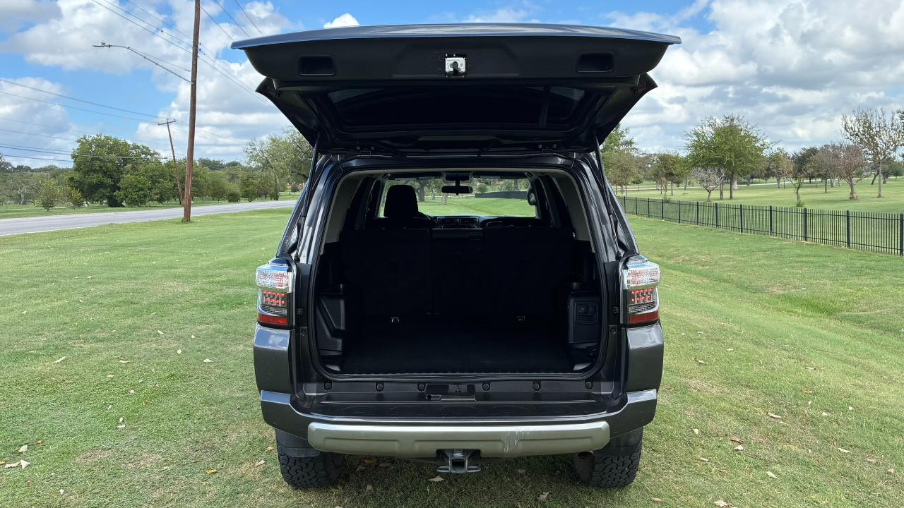 Toyota 4Runner TRD Offroad 4D SUV 4WD V6 2019