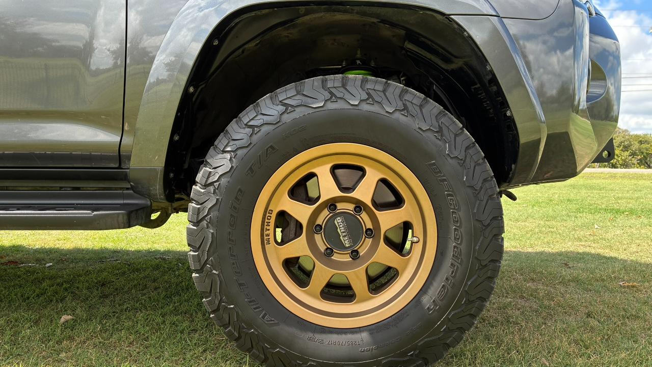 Toyota 4Runner TRD Offroad 4D SUV 4WD V6 2019
