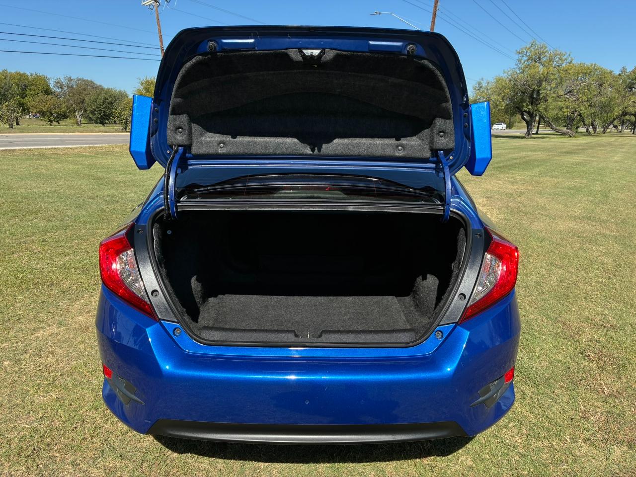 Honda Civic LX Sedan CVT 2018