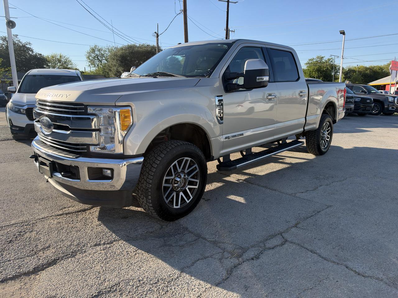 2017 Ford F-250 SD Lariat Crew Cab 4WD