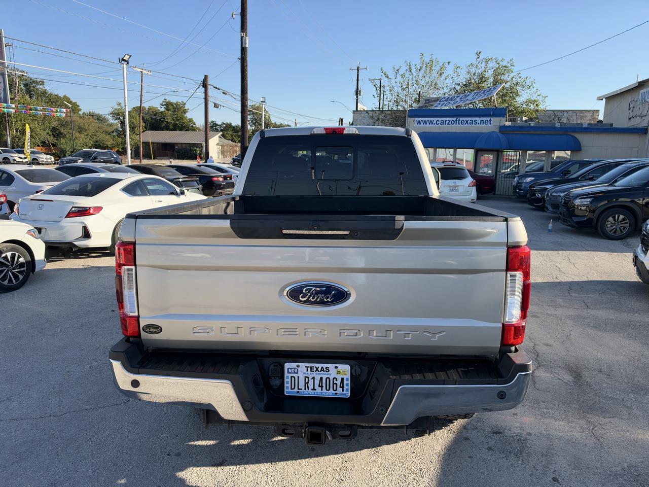 Ford F-250 SD Lariat Crew Cab 4WD 2017