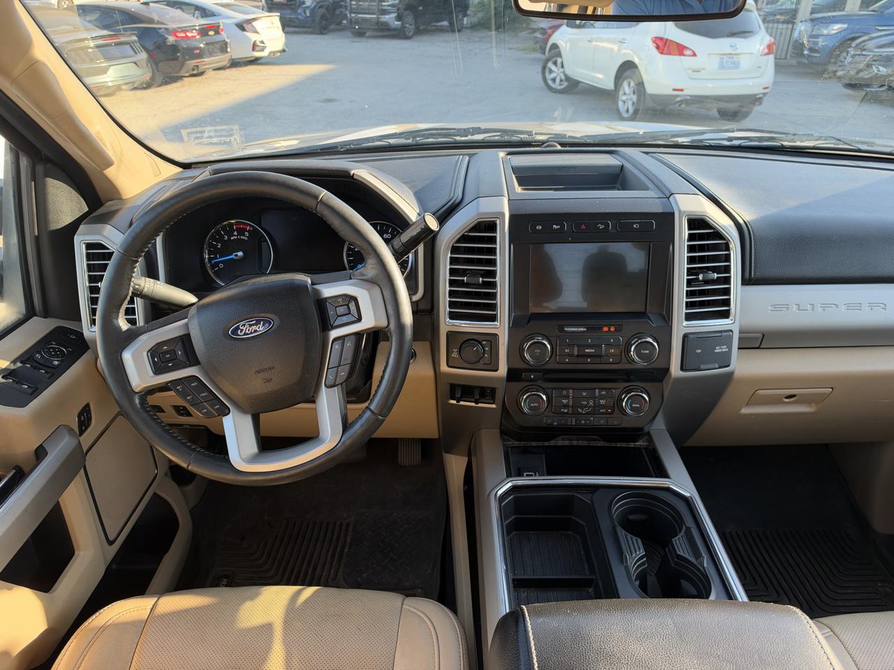 Ford F-250 SD Lariat Crew Cab 4WD 2017