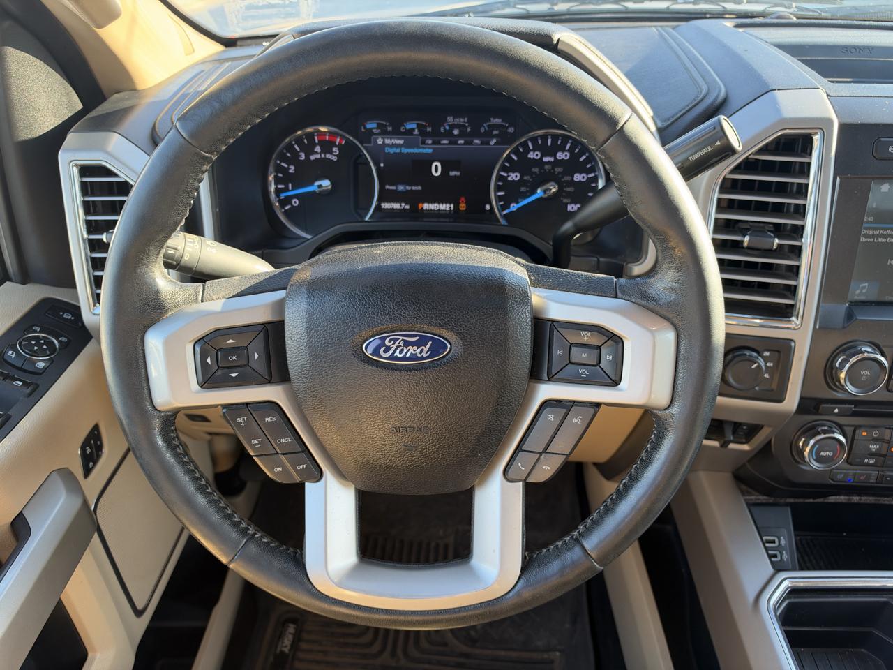 Ford F-250 SD Lariat Crew Cab 4WD 2017