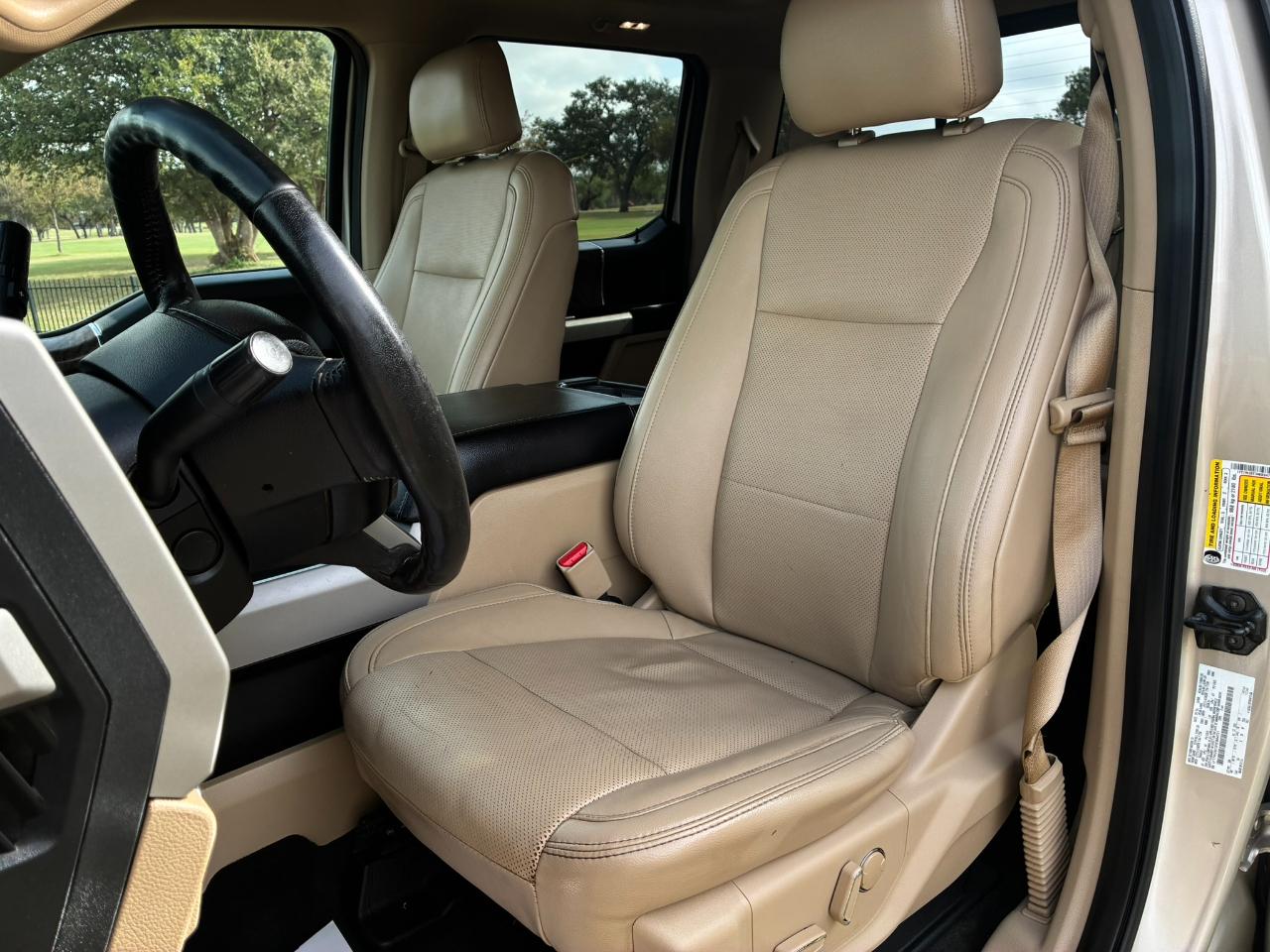 Ford F-250 SD Lariat Crew Cab 4WD 2017
