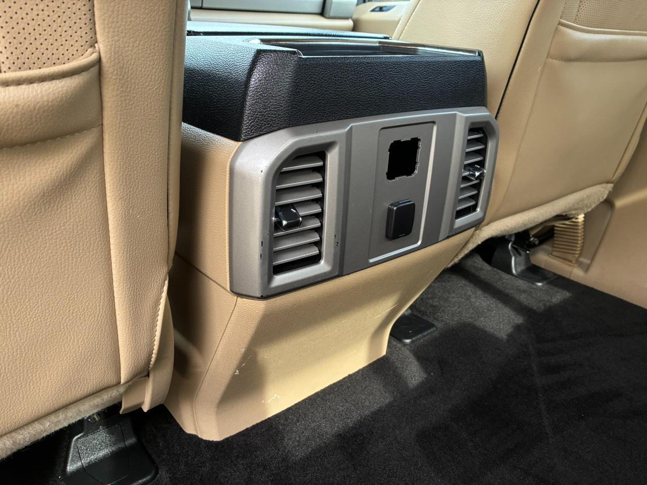 Ford F-250 SD Lariat Crew Cab 4WD 2017
