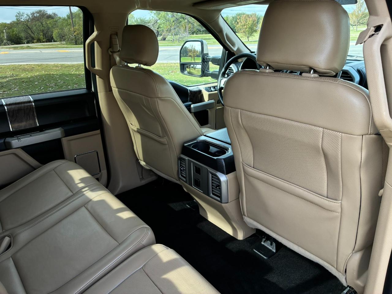 Ford F-250 SD Lariat Crew Cab 4WD 2017