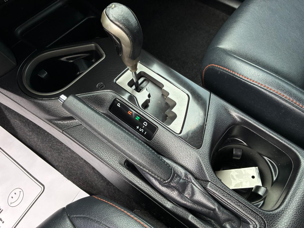 Toyota RAV4 SE FWD 2016
