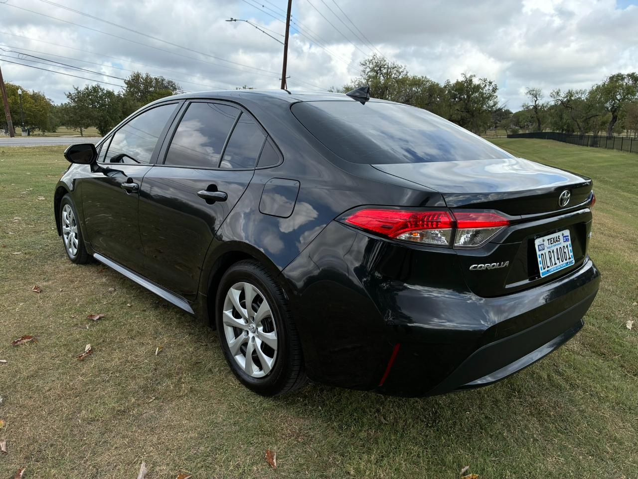 Toyota Corolla LE 2021
