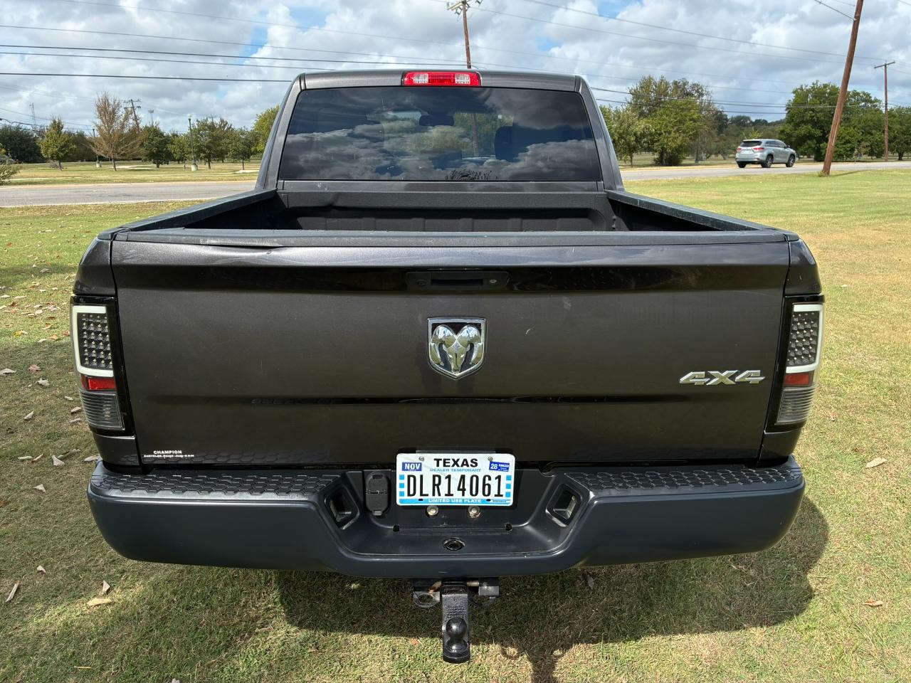 RAM 1500 Tradesman Crew Cab SWB 4WD 2018