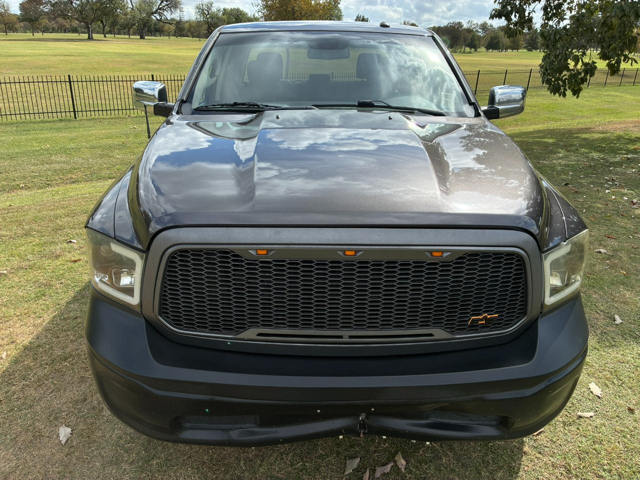 RAM 1500 Tradesman Crew Cab SWB 4WD 2018