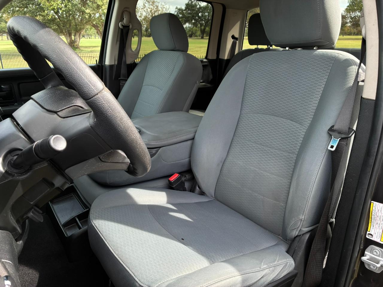 RAM 1500 Tradesman Crew Cab SWB 4WD 2018