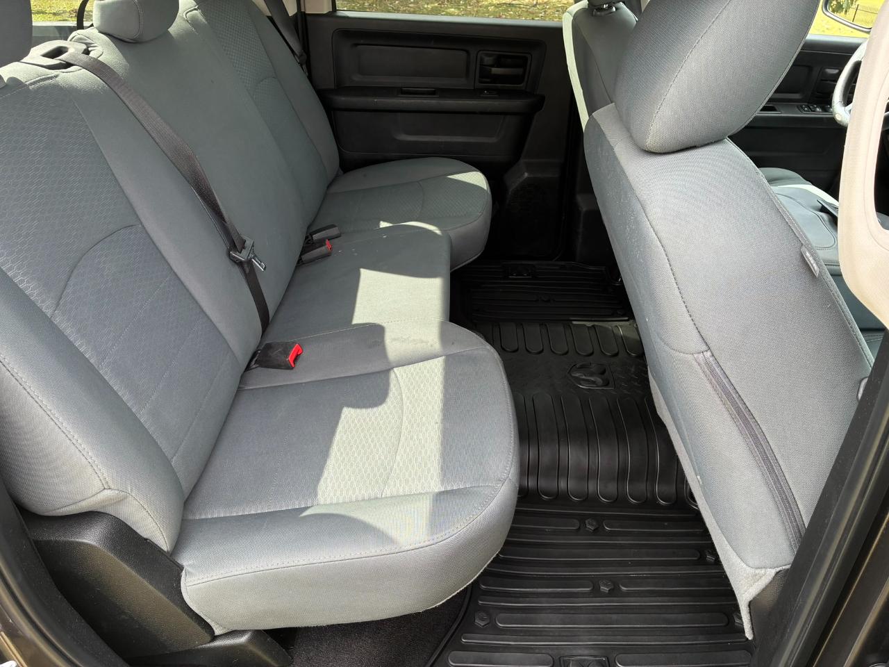 RAM 1500 Tradesman Crew Cab SWB 4WD 2018