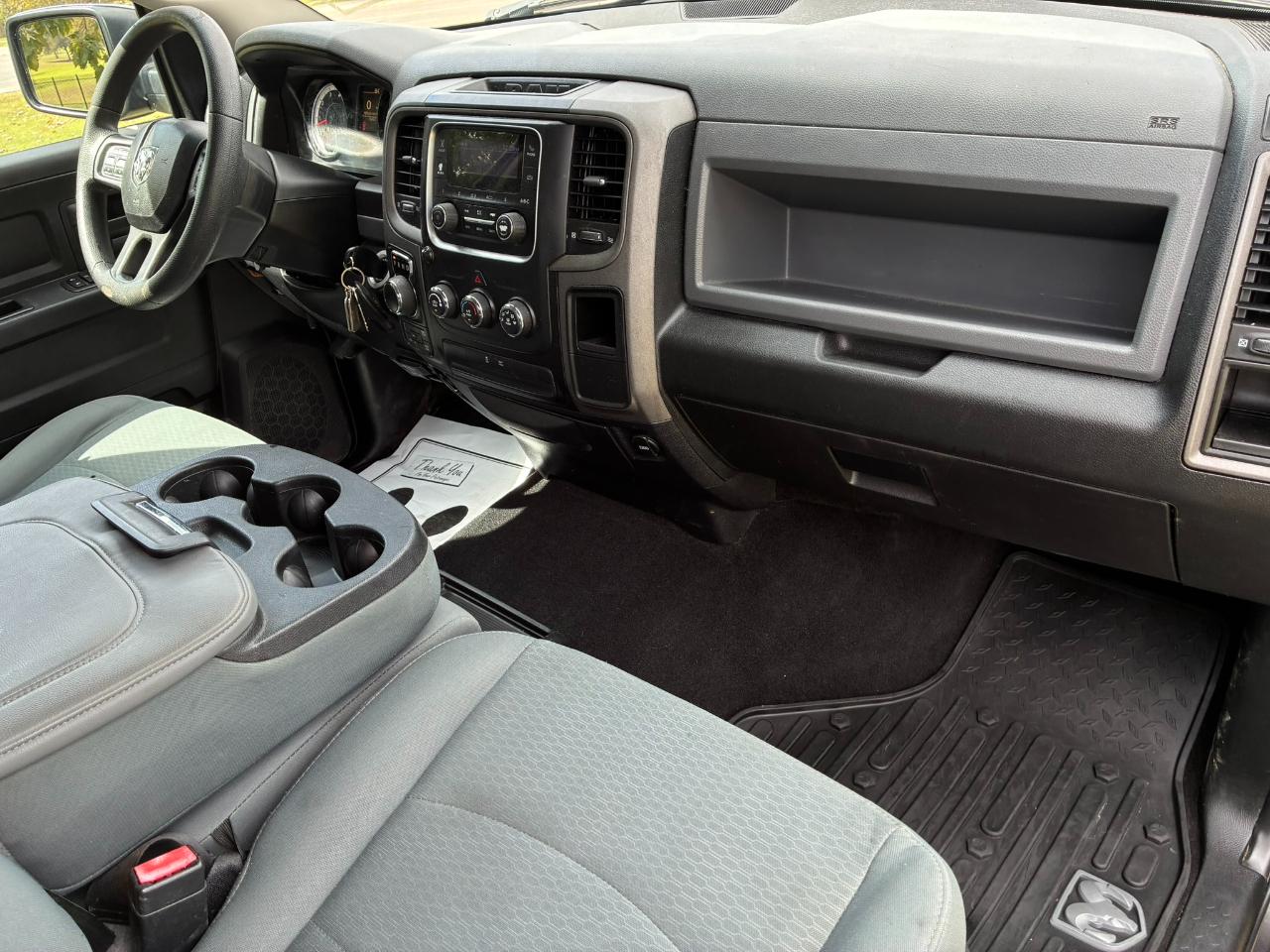 RAM 1500 Tradesman Crew Cab SWB 4WD 2018