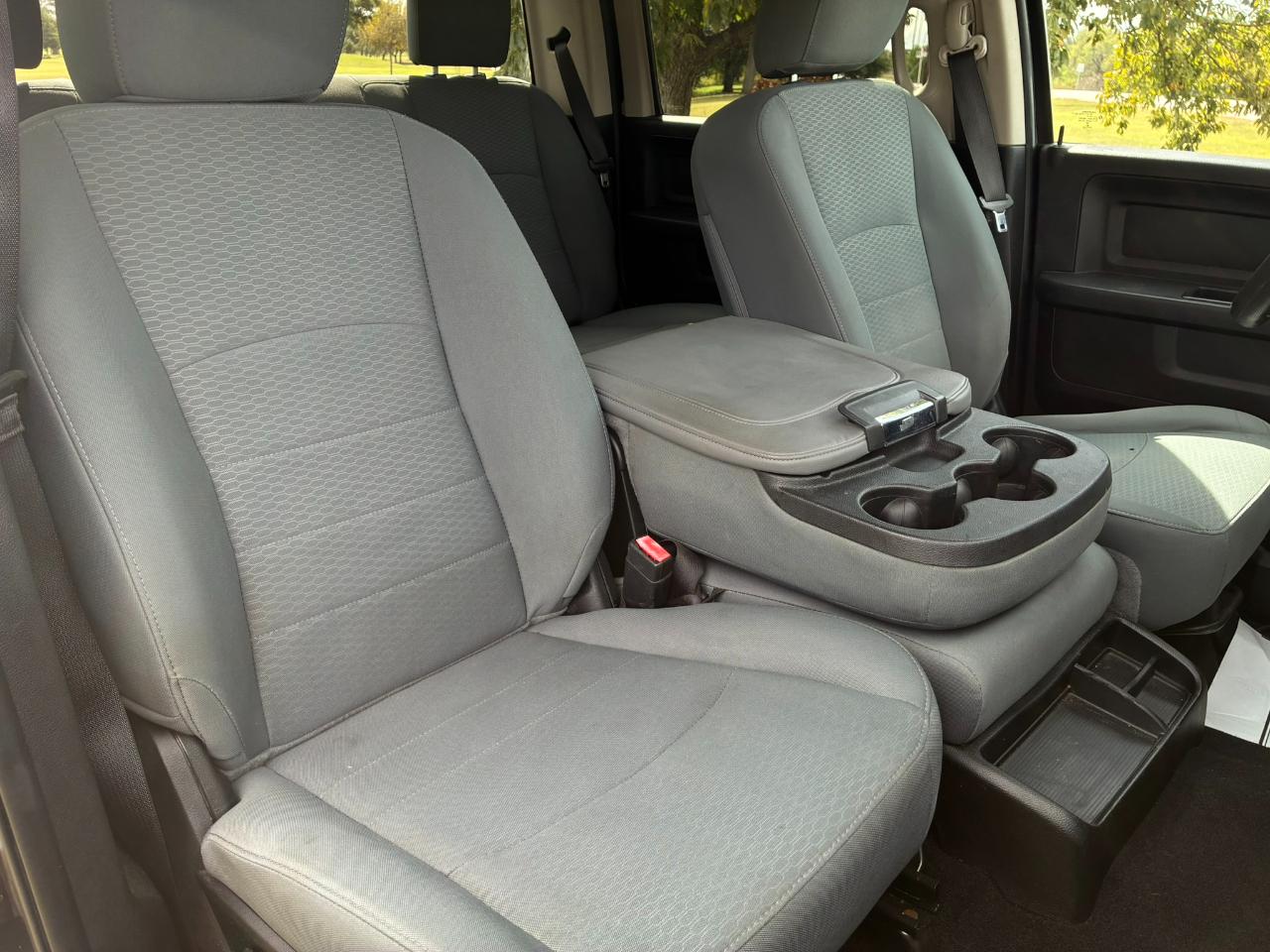 RAM 1500 Tradesman Crew Cab SWB 4WD 2018
