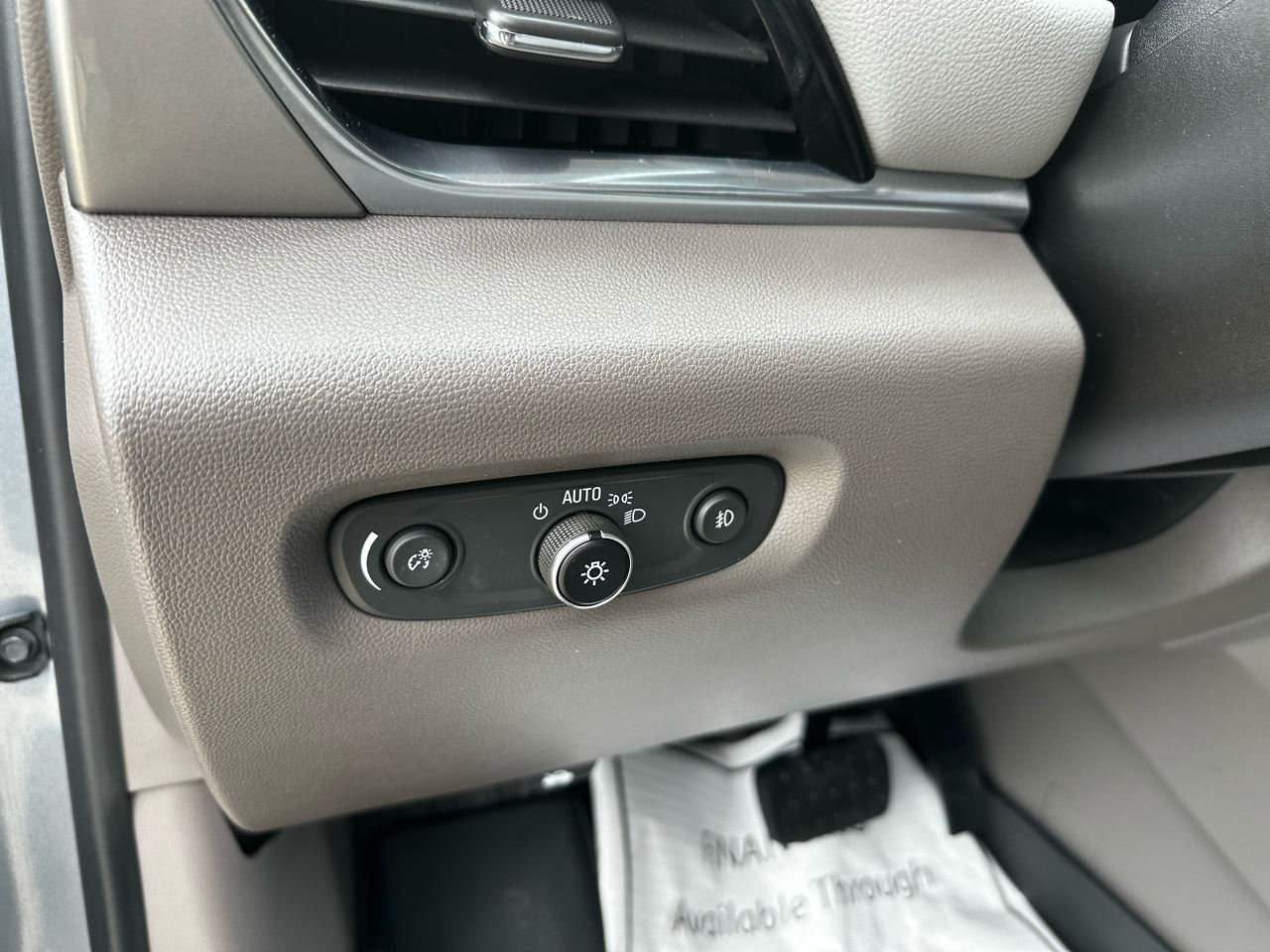 Chevrolet Traverse LT Cloth AWD 2018 Chevrolet Traverse LT Cloth AWD 2018