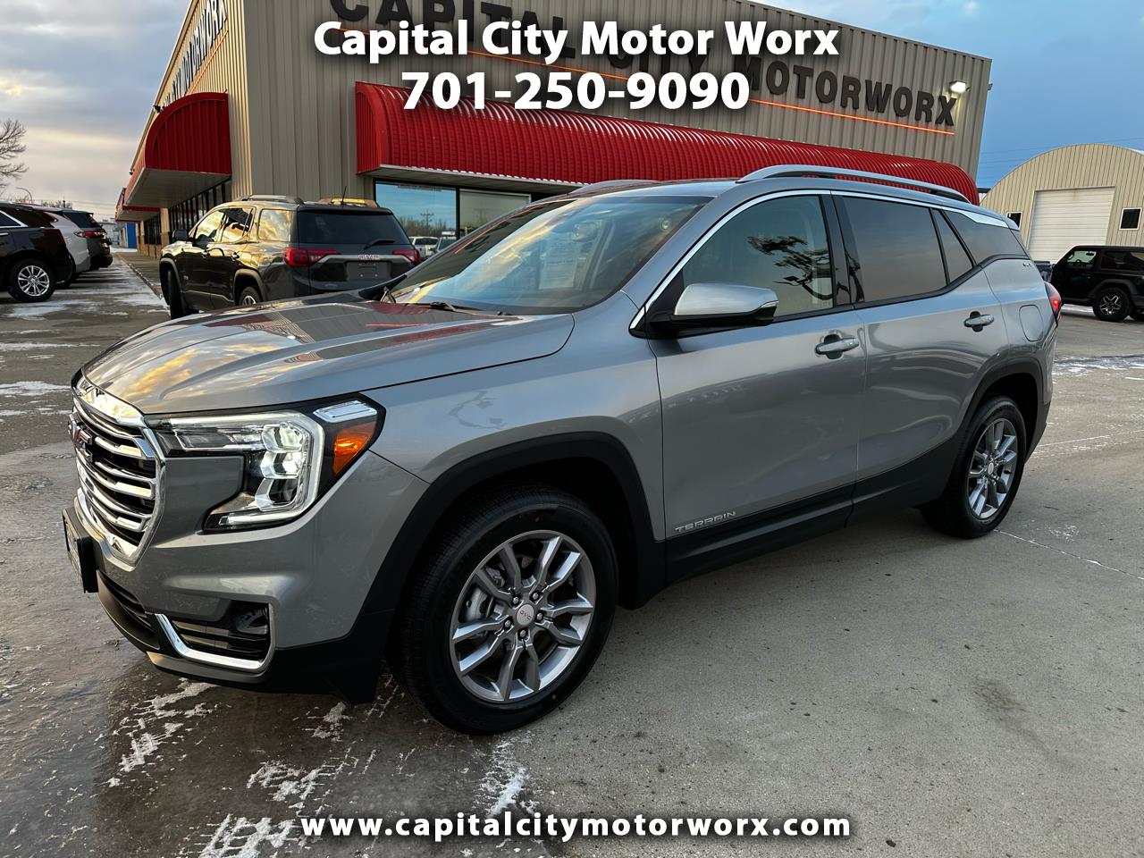 2024 GMC Terrain SLT AWD