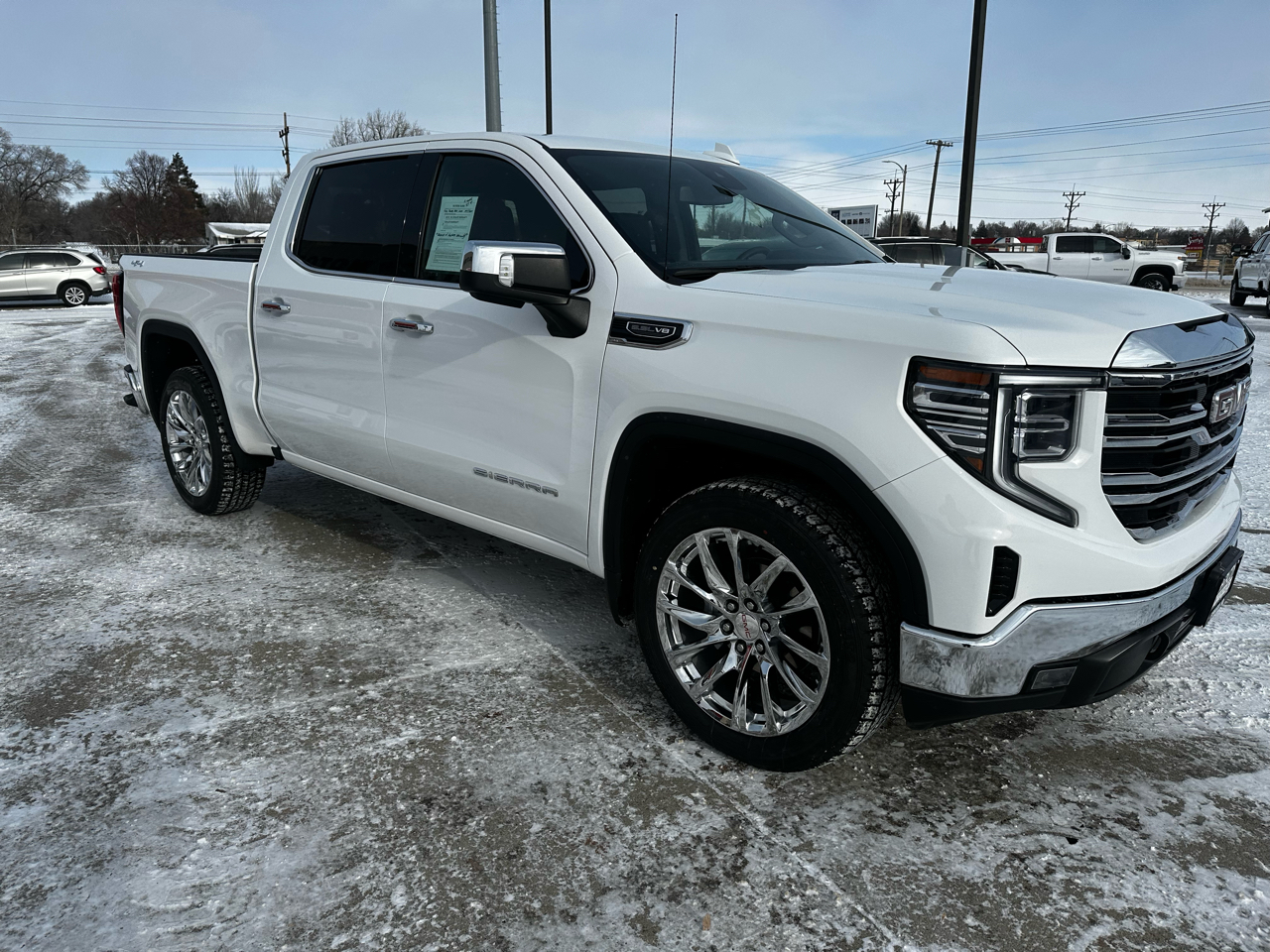 GMC Sierra 1500 SLT Crew Cab 4WD 2025