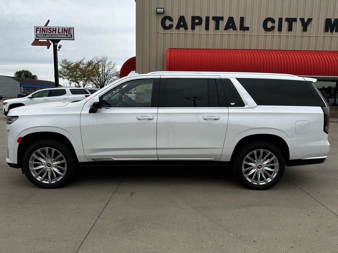 Cadillac Escalade ESV Premium Luxury 4WD 2022 Cadillac Escalade ESV Premium Luxury 4WD 2022