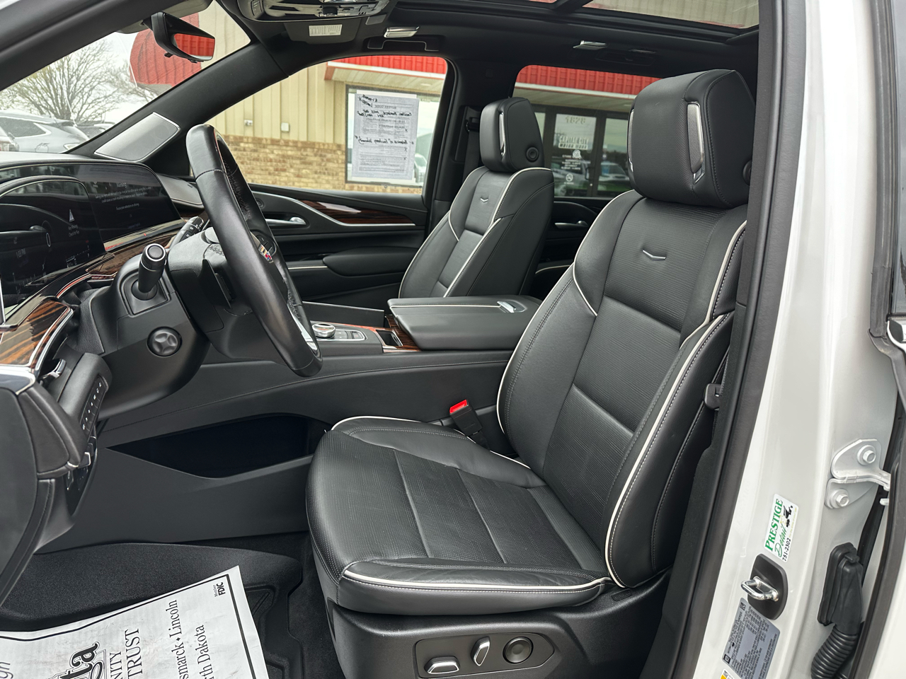 Cadillac Escalade ESV Premium Luxury 4WD 2022 Cadillac Escalade ESV Premium Luxury 4WD 2022