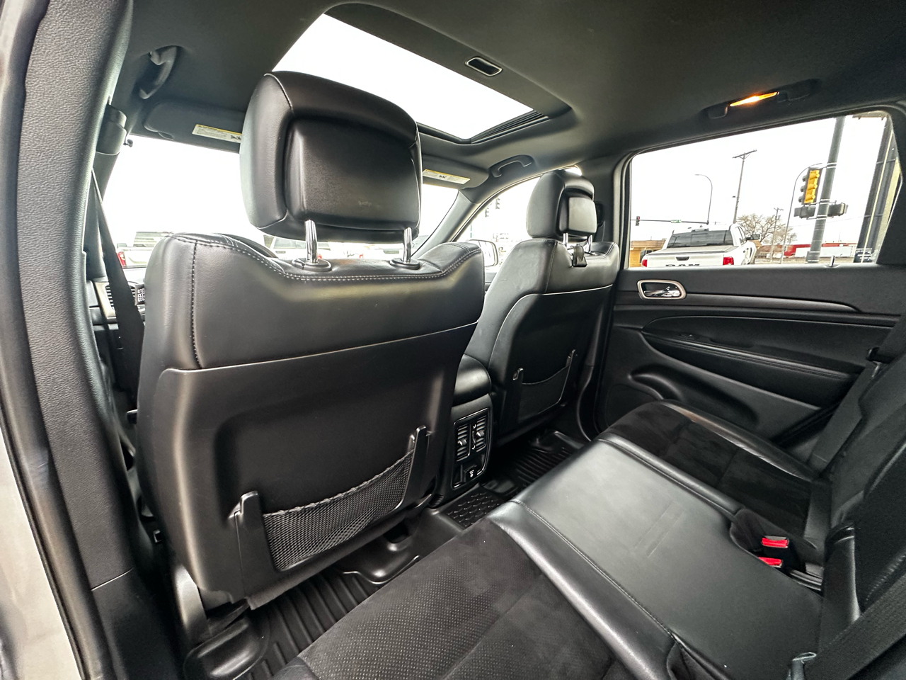 Jeep Grand Cherokee Laredo 4WD 2014