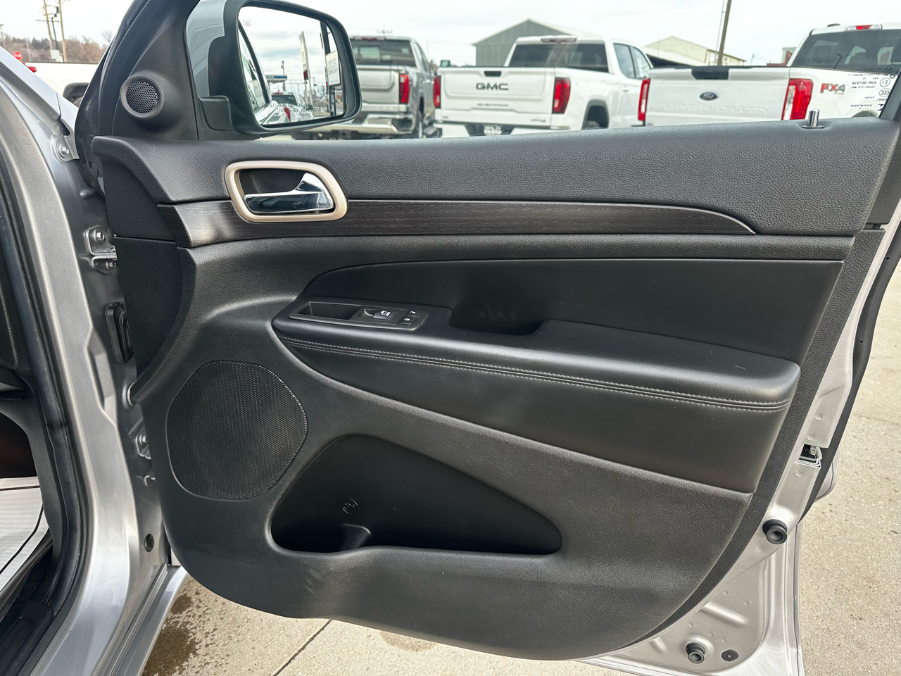 Jeep Grand Cherokee Laredo 4WD 2014