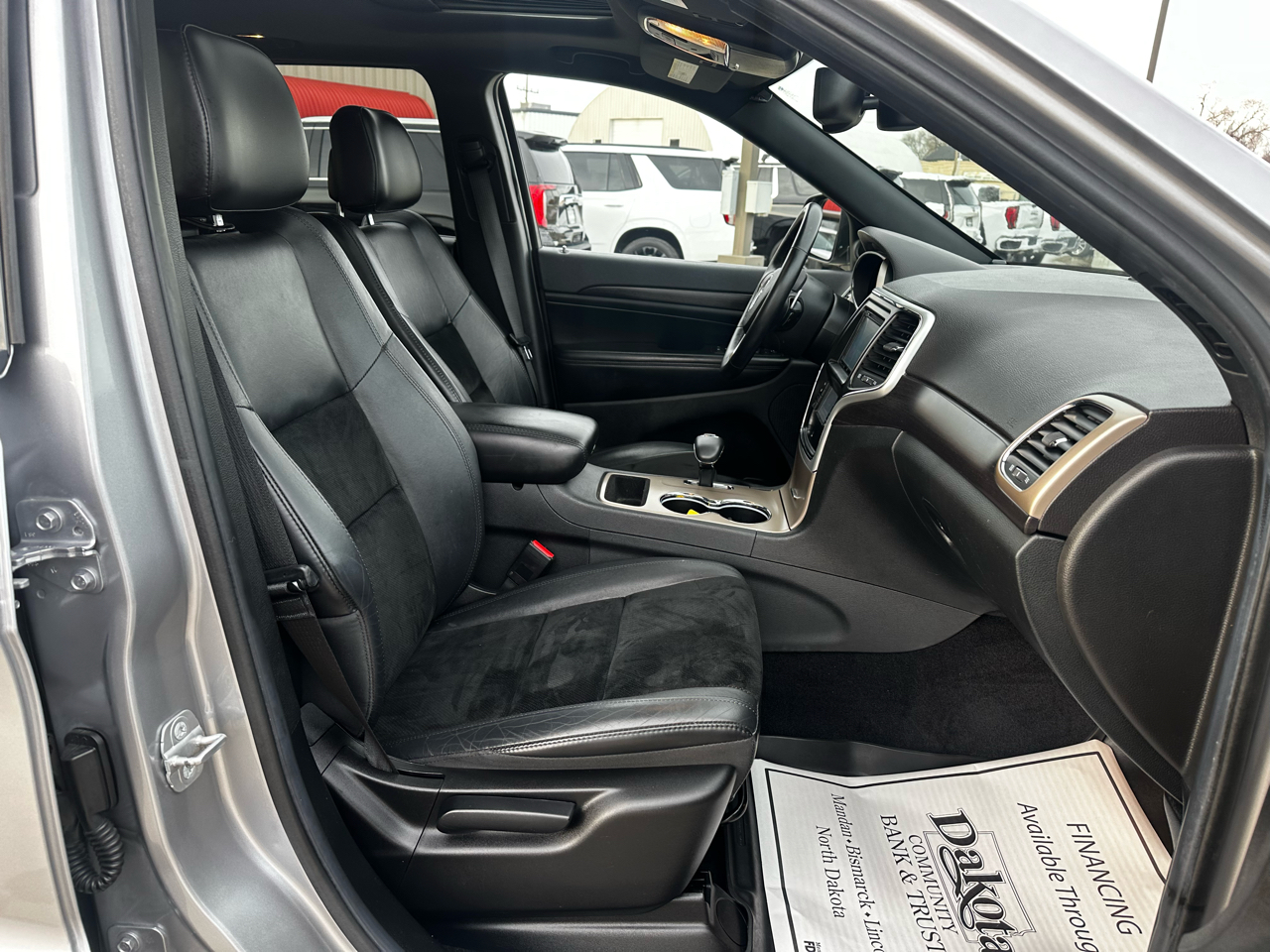 Jeep Grand Cherokee Laredo 4WD 2014