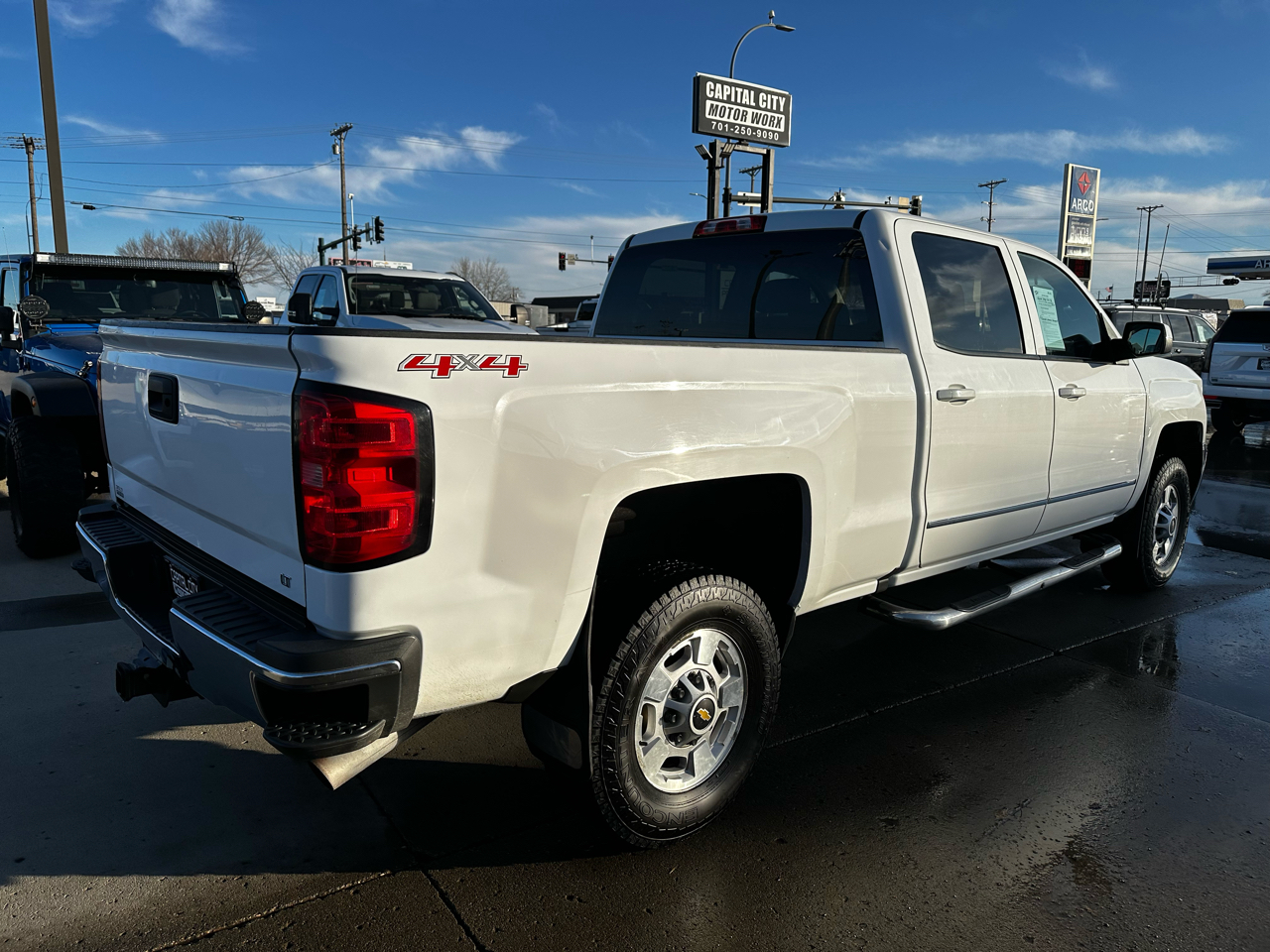 Chevrolet Silverado 2500HD LT Crew Cab 4WD 2016