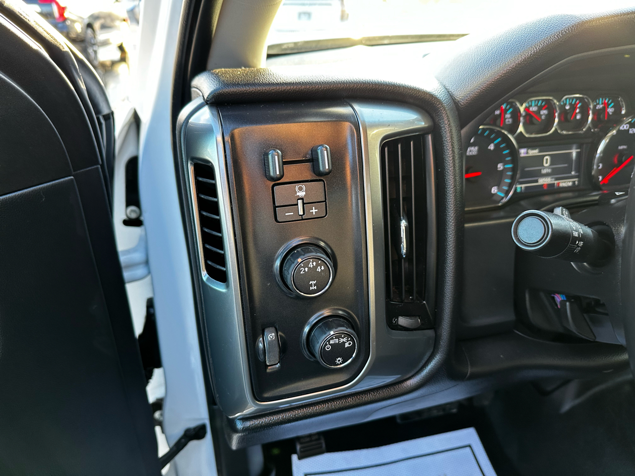 Chevrolet Silverado 2500HD LT Crew Cab 4WD 2016