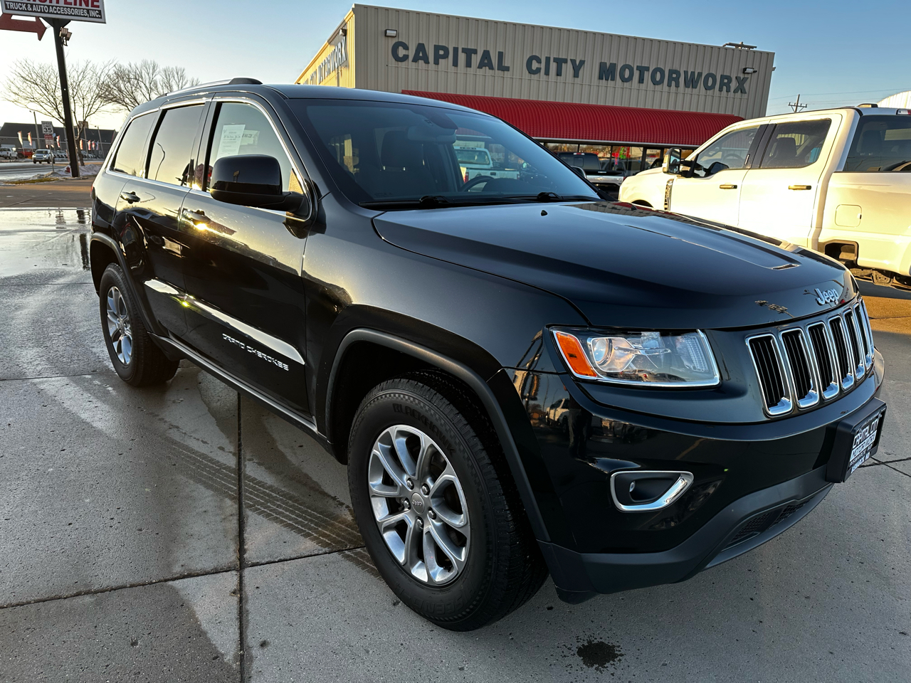 Jeep Grand Cherokee Laredo 4WD 2014